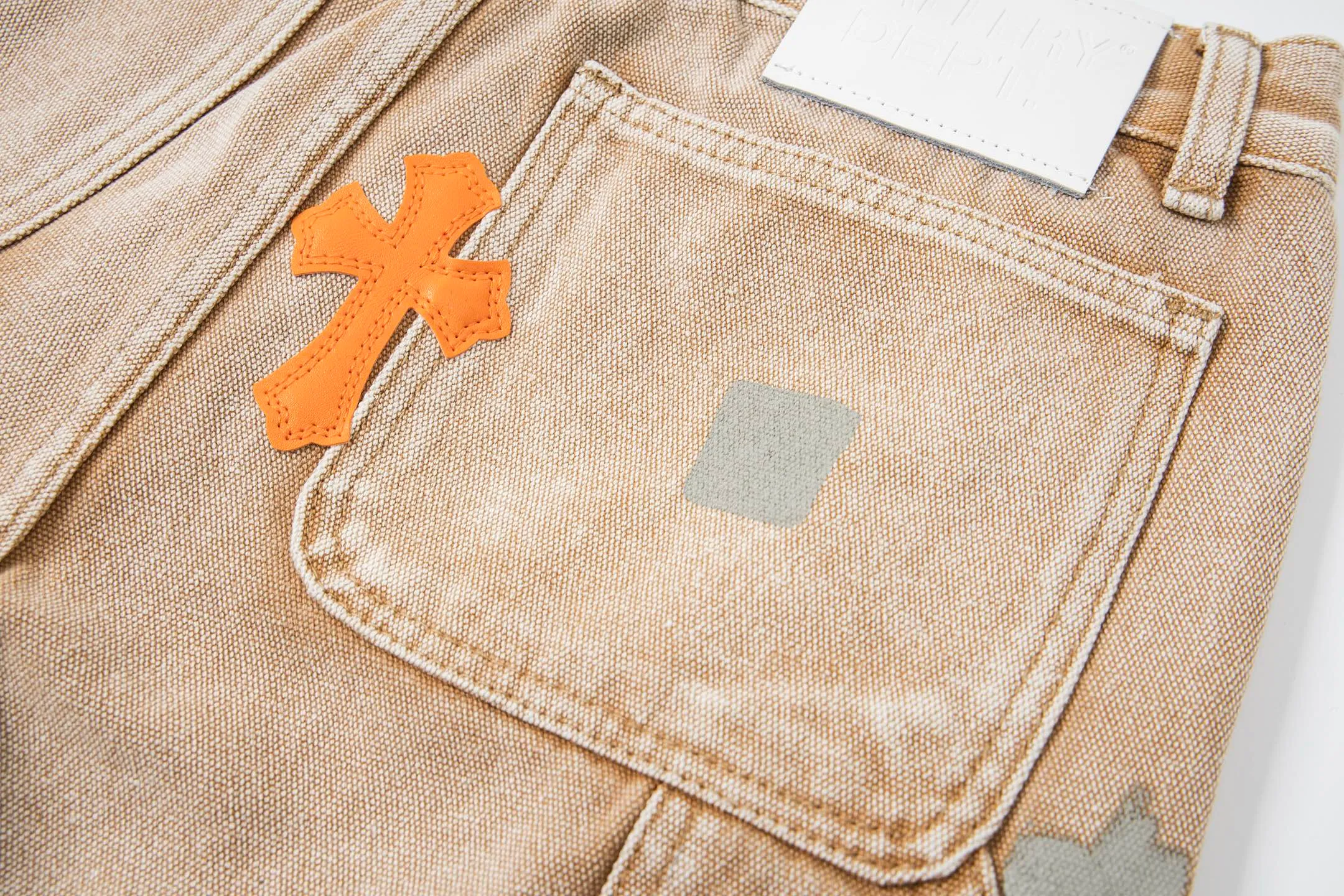 #8200 P260💰 Independent GALLERY DEPT. Vintage splash-ink splicing khaki orange cross loose washed flared jeans - truly restore the ultimate vintage texture - original hardware accessories washed and other elevators, QR code analysis are all purchased from the original factory, high degree of restoration, you are welcome to compare with certain products ~ - three-dimensional version Loose and comfortable, not picky about the figure, tall and slim, factory Seiko, original quality control, same style for men and women, can be matched with couples, versatile recommendation Essential jeans for all seasons - sizes: 28 30 32 34 36